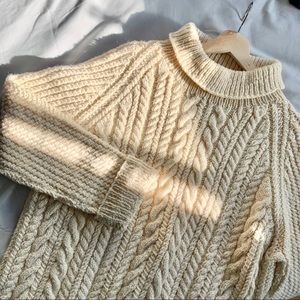 Vintage Fisherman’s cable knit sweater